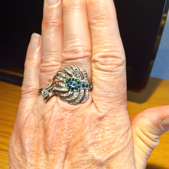 Set Of Statement Cocktail Rings - Picture 9 of 11